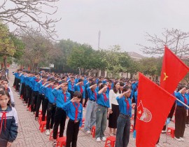 Tuyên dương học sinh có thành tích